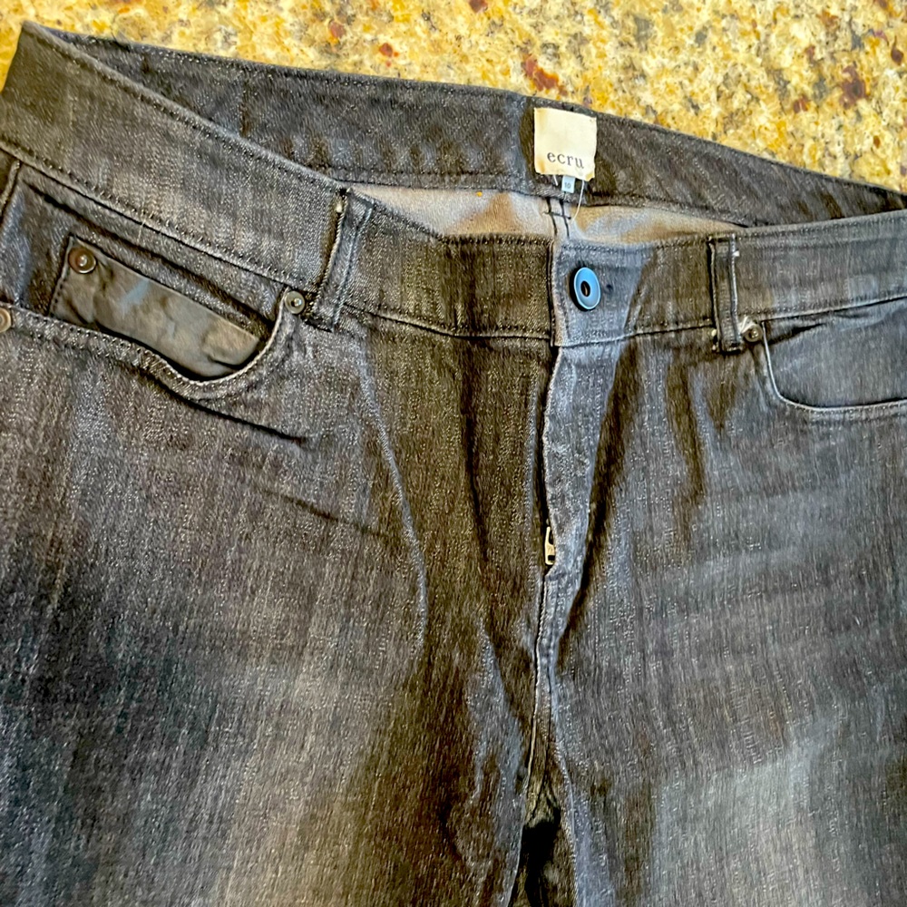 Ecru faded black jeans